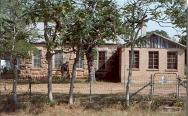 photo of Cave Creek School